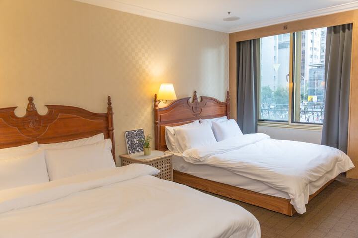 Hondo Hotel