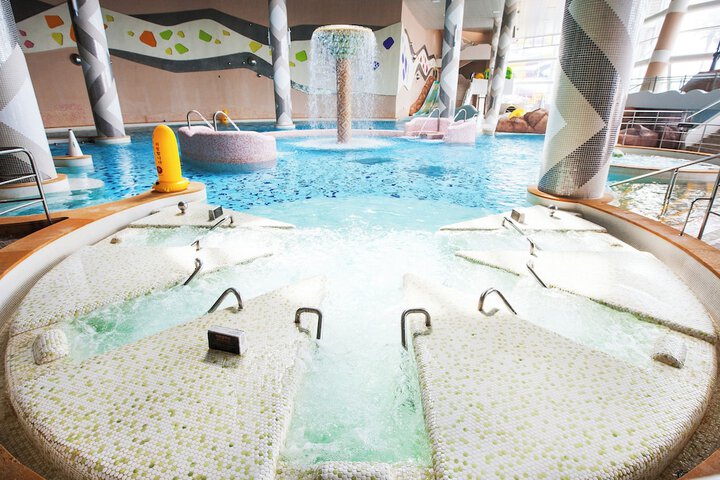 Pool 54 of 102