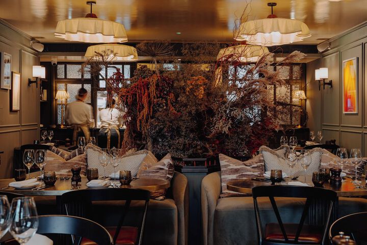 Dining 74 of 137