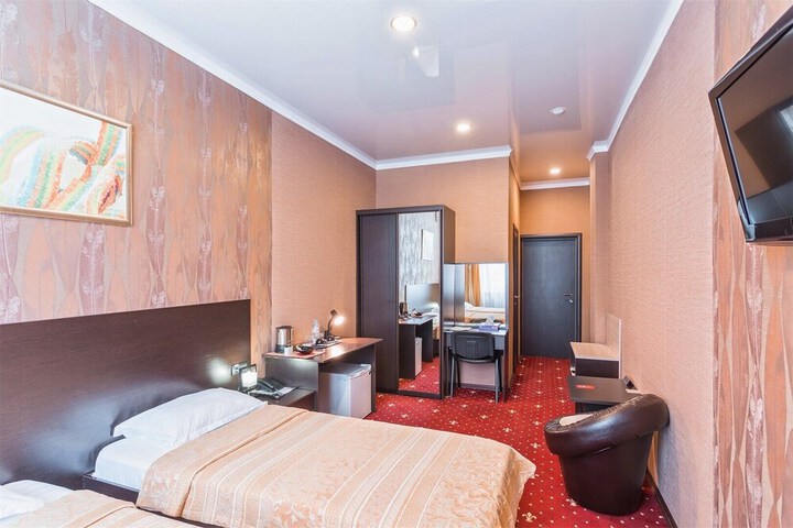 Room 36 of 82