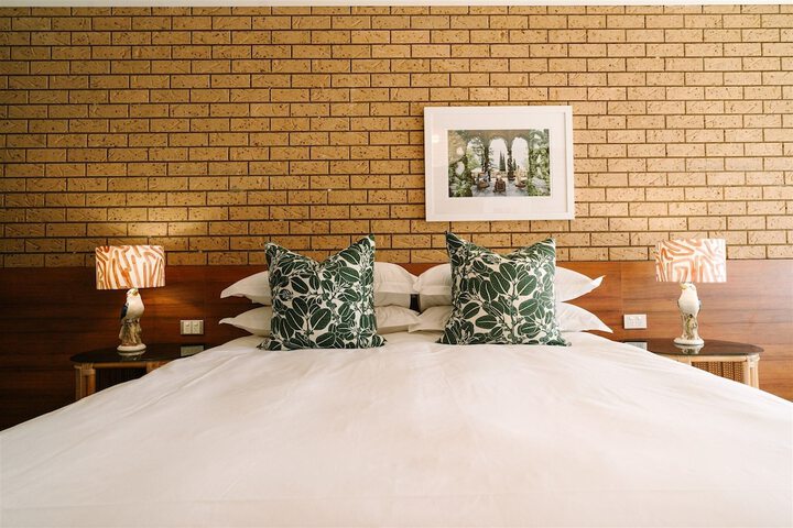 Room 7 of 26