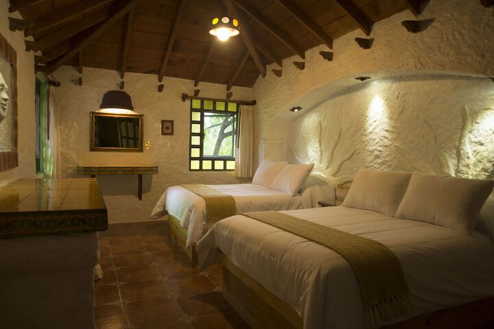 Room 5 of 43