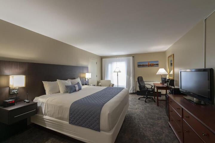 2 Double Beds (6 of 16)