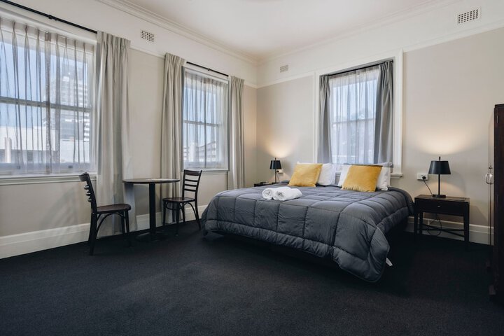 Room 3 of 42