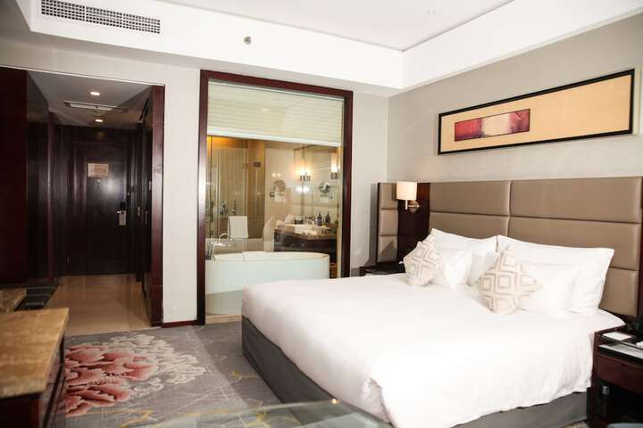 Room 20 of 44
