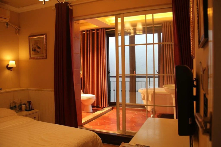 Room 2 of 12