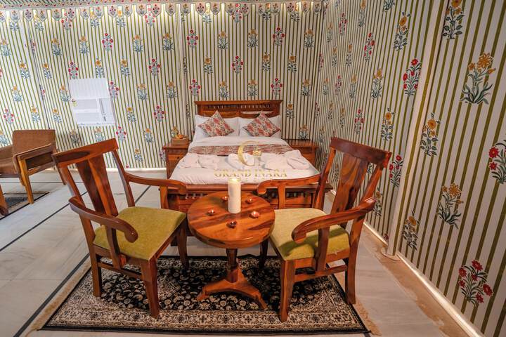 Room 12 of 49