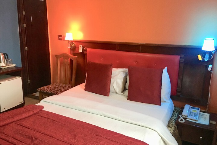 Room 14 of 24