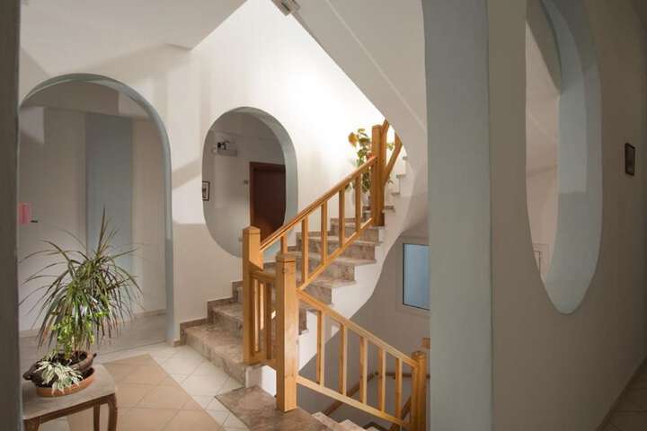 Hotel Interior 10 of 14