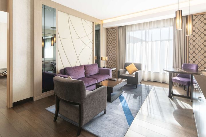 Room 15 of 189