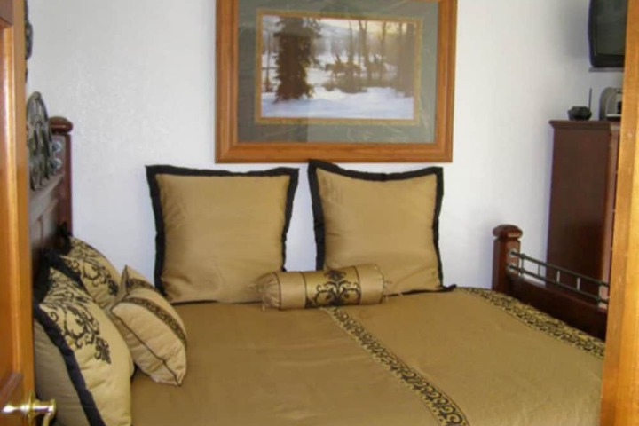 Hotel Interior 22 of 24