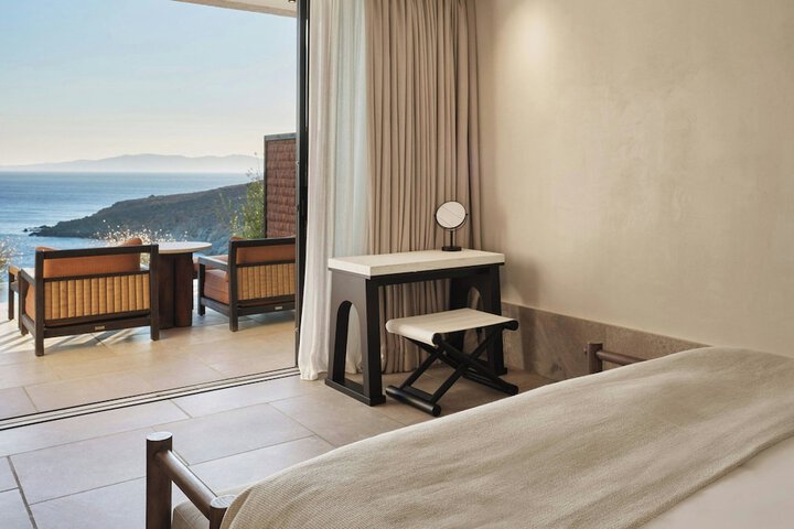 Room 42 of 190
