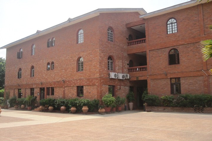 Hotel 67 of 70