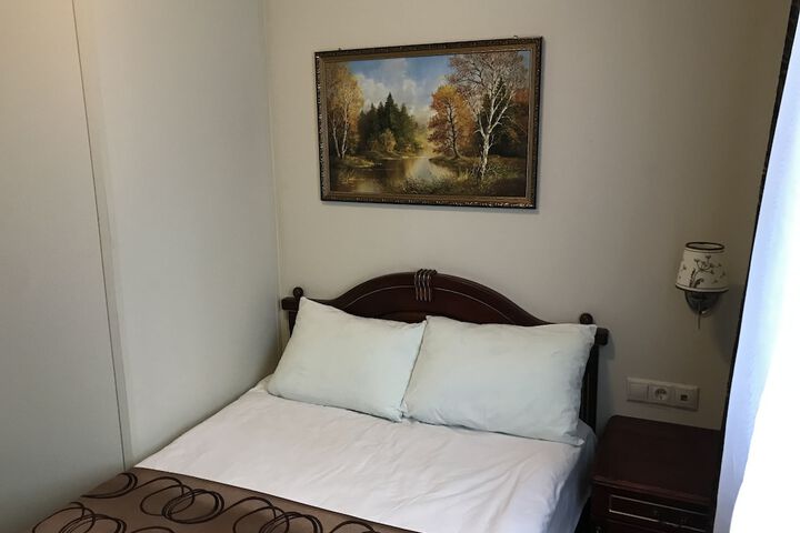 Room 3 of 13