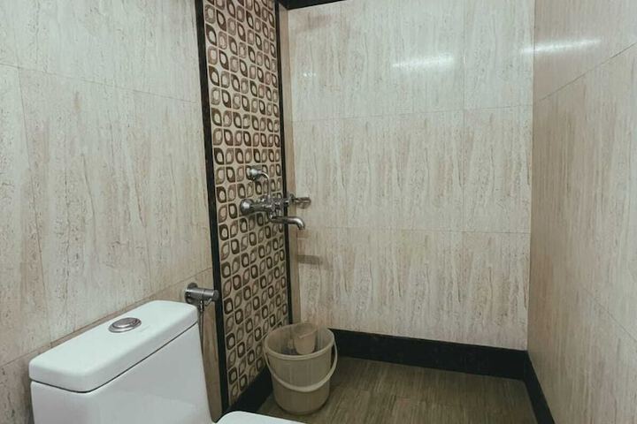 Room 41 of 53
