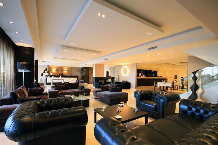 Hotel Interior 4 of 44