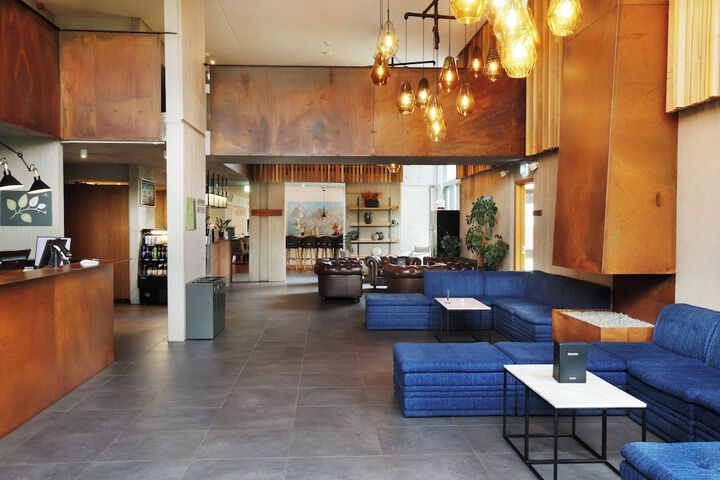 Hotel Lobby