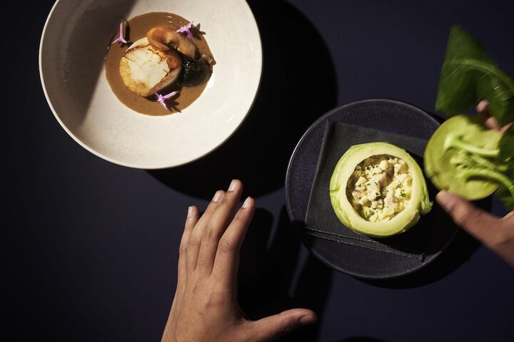 Dining 210 of 320
