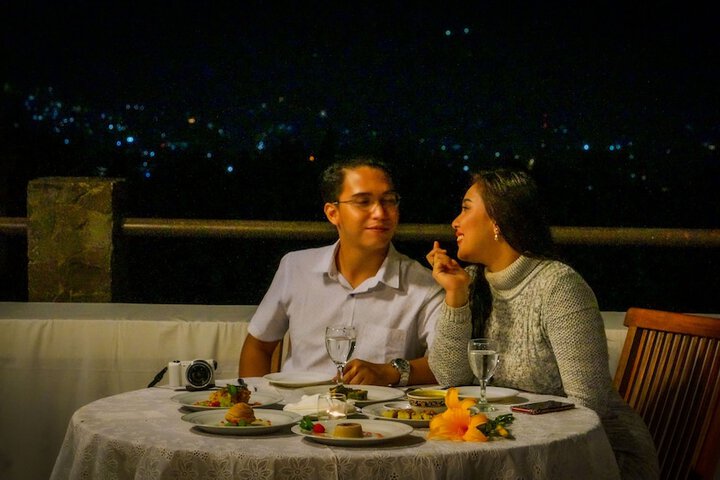 Dining 60 of 97