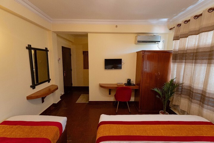 Room 26 of 61