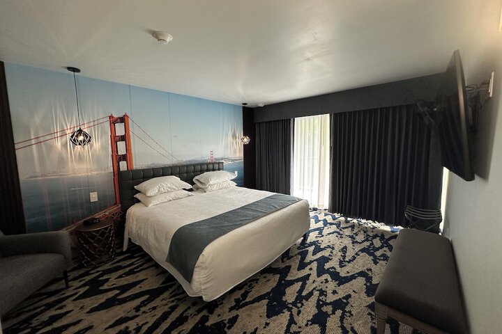 Room 22 of 66