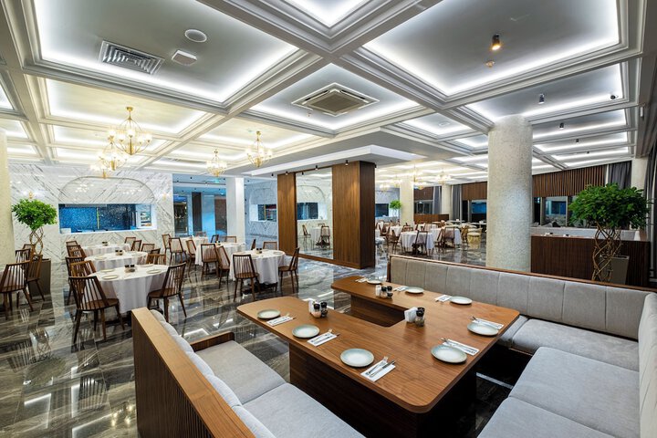 Dining 93 of 152