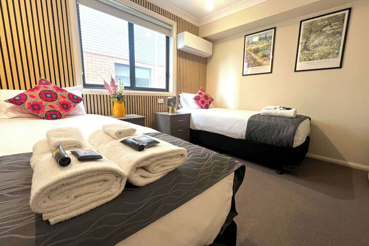 Room 48 of 104