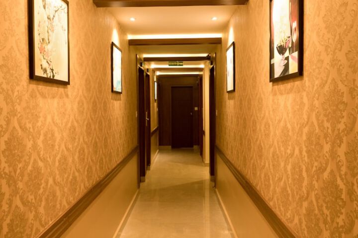 Ballroom/Hall 20 of 29