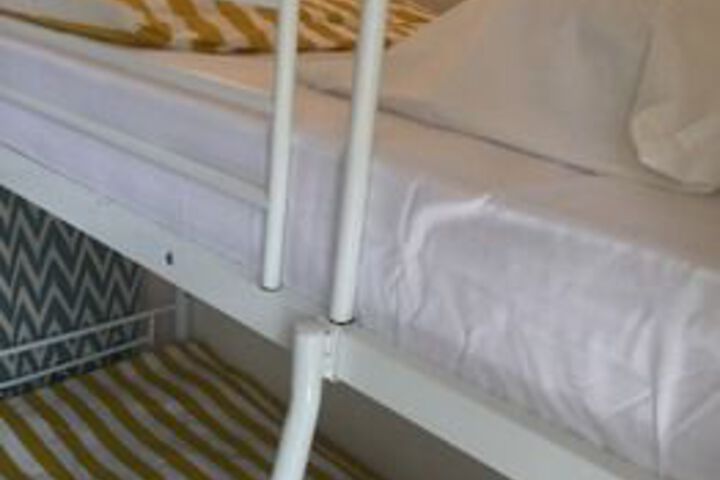 Room 12 of 36