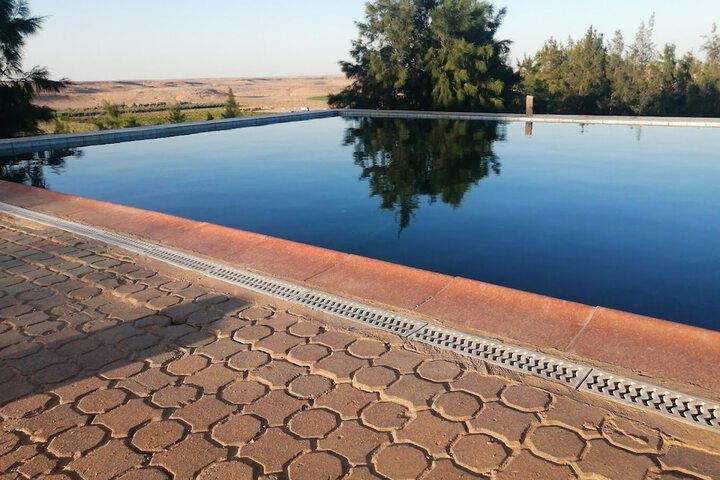 Pool 12 of 20