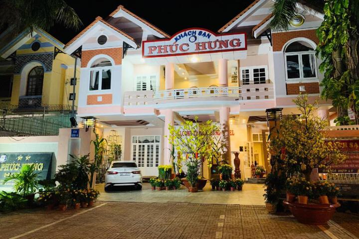 Phuc Hung Hotel 1