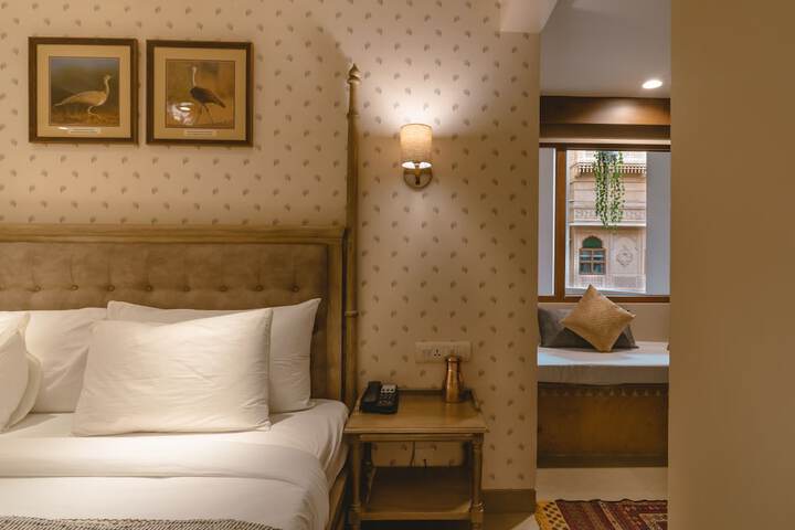 Room 8 of 27