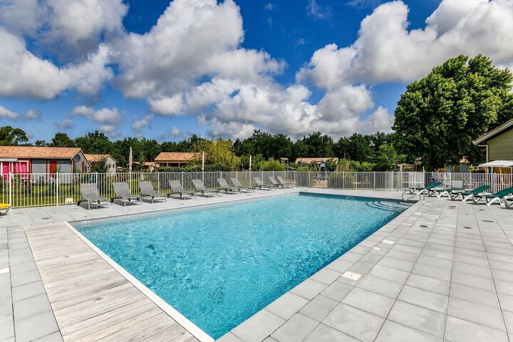 Pool 16 of 31