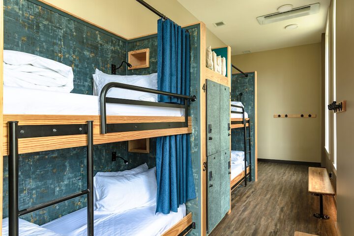 Room 15 of 31