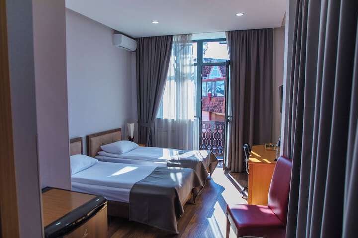 Room 15 of 57