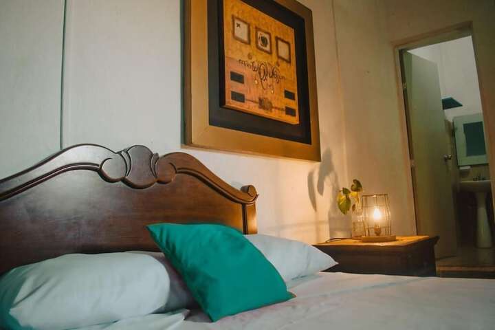 Room 3 of 7