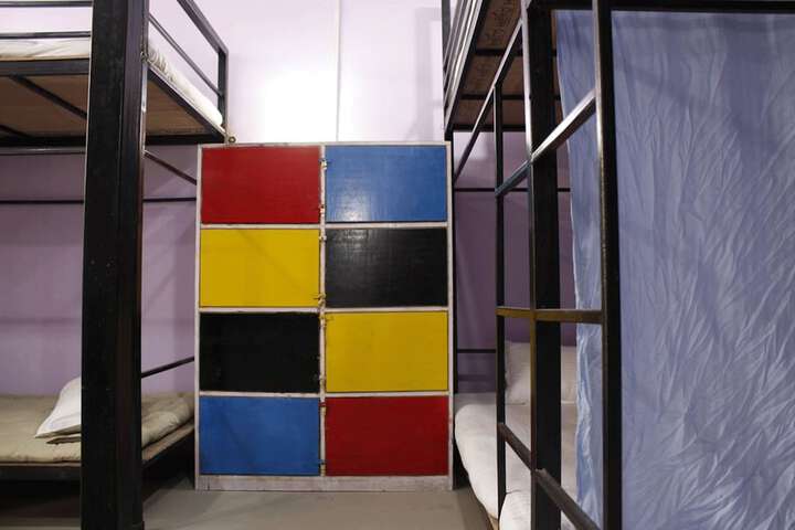 Room 8 of 15