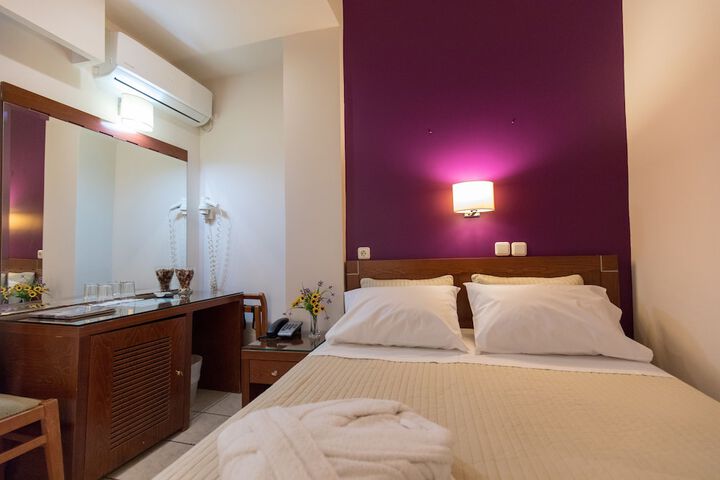 Room 34 of 74