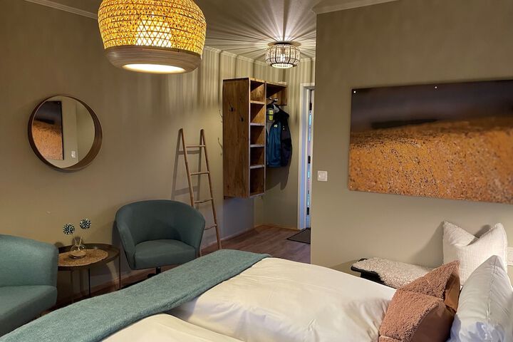 Room 10 of 73