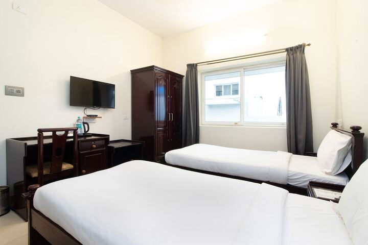 Room 21 of 48
