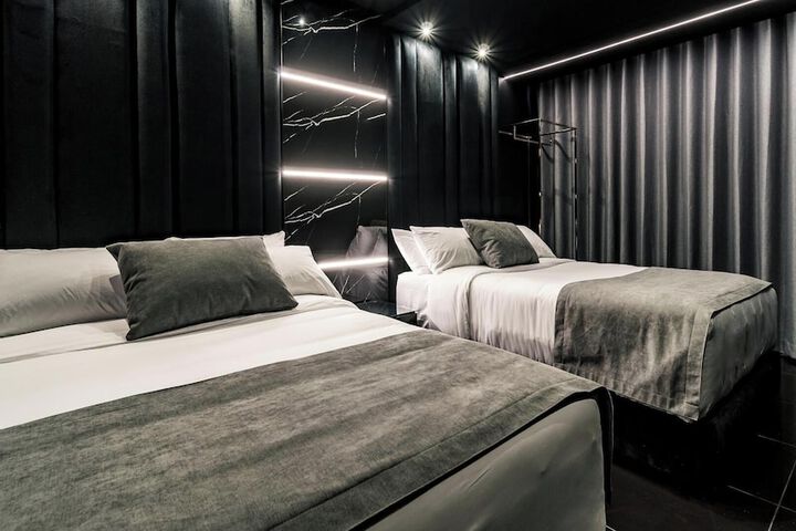 Room 17 of 58