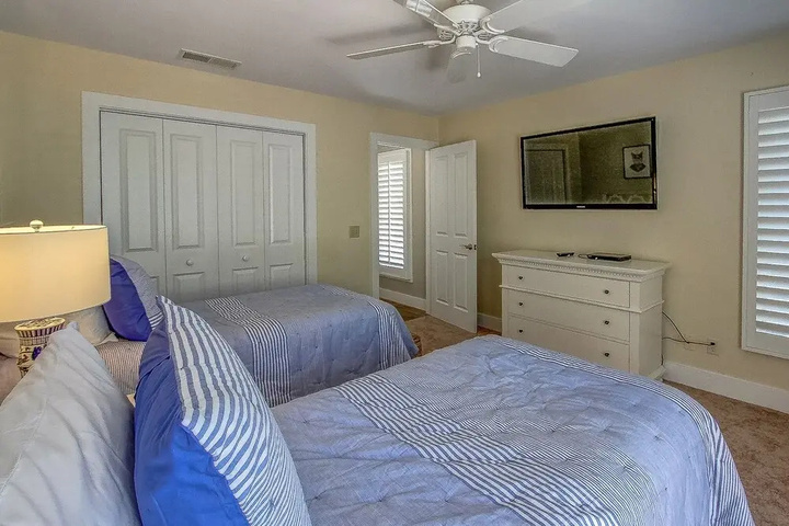 Room 3 of 24