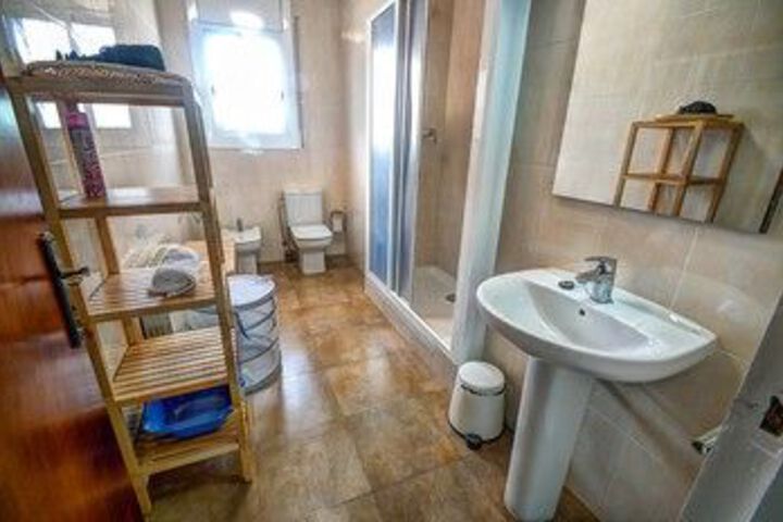 Room 2 of 26