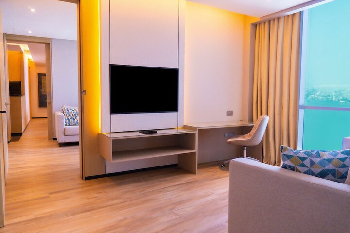 Room 20 of 100