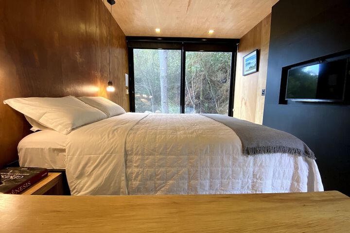 Room 16 of 22