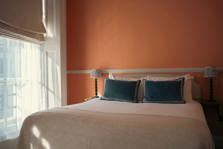 Room 81 of 209