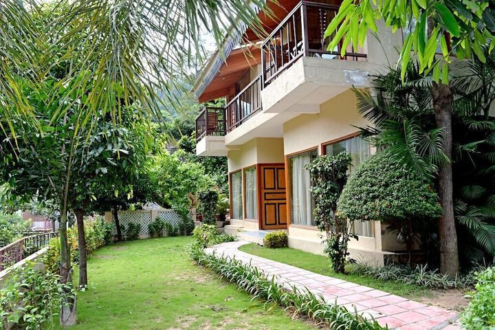Hotel Exterior 62 of 62