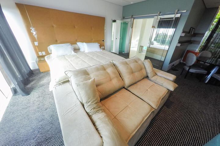 Room 20 of 146