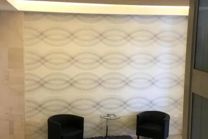 Room 10 of 13