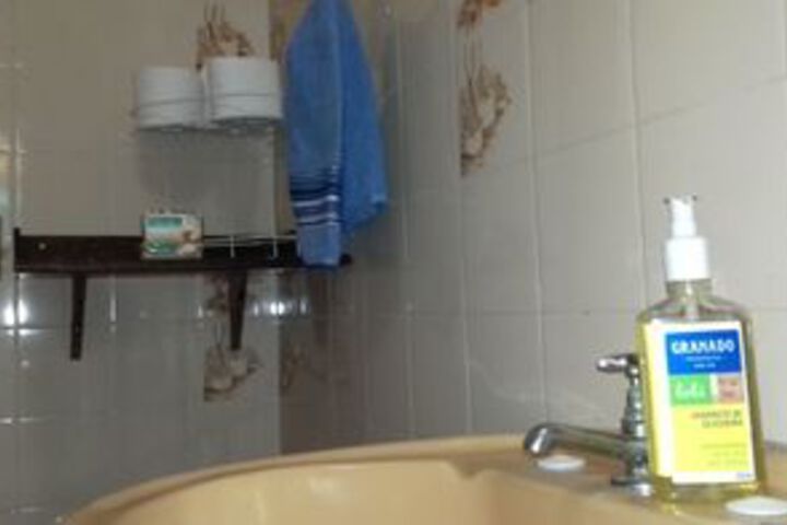 Room 8 of 30